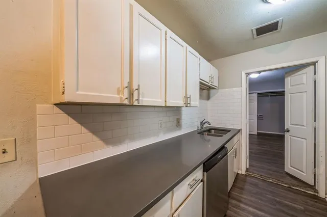 $264,500 | 1106 High Point Road, Arlington, TX 76015