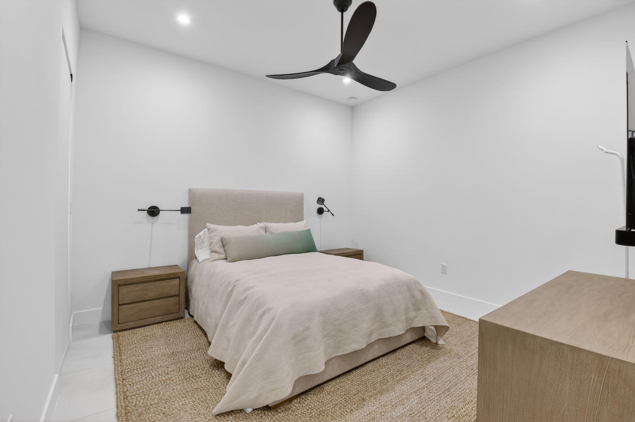 20033 Hirono Lane Boca Raton, FL 33434 - Photo 36 of 94 35-web-or-mls-DSC_8946