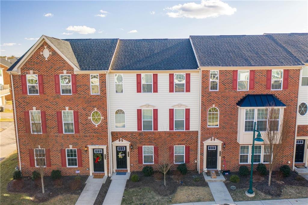 317 Rosecliff Road Wexford, PA 15090 - Photo 1 of 25 Gallery Image 1