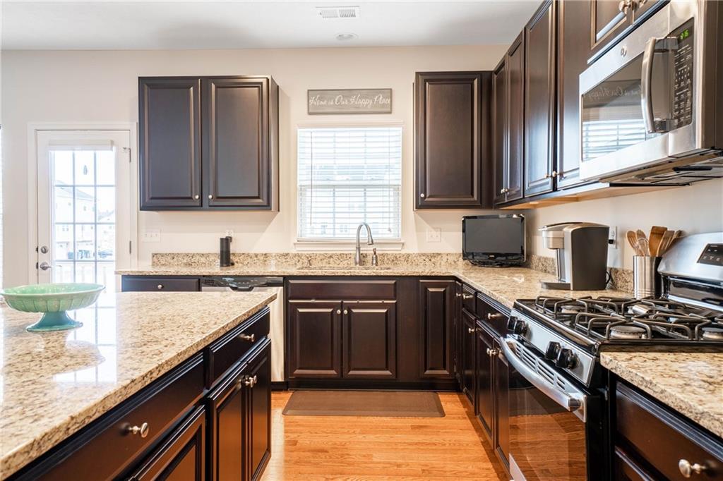 317 Rosecliff Road Wexford, PA 15090 - Photo 8 of 25 Gallery Image 8
