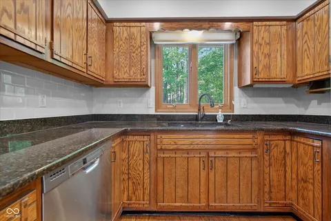 $995,000 | 64 Hickory Ridge Circle, Cicero, IN 46034