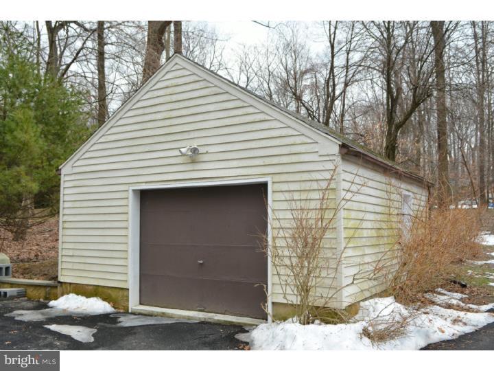 656 Weadley Road Wayne, PA 19087 - Photo 14 of 15