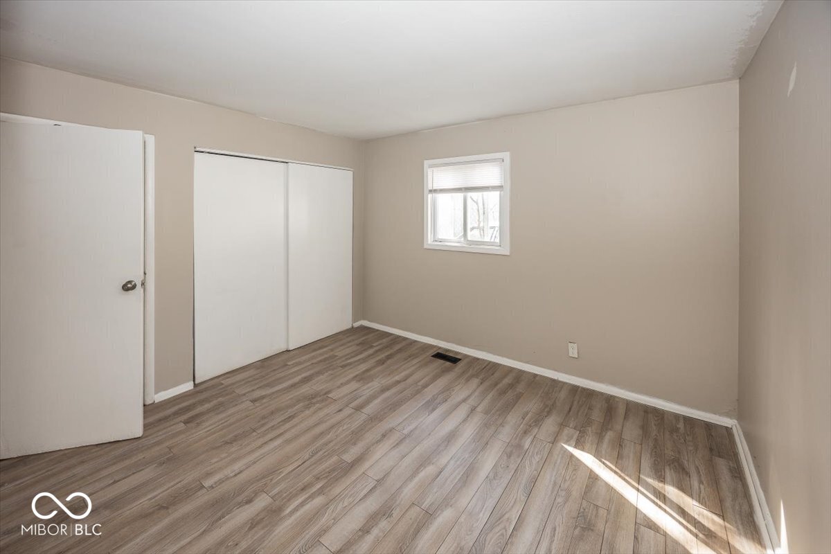 4008 Mitthoeffer Road Indianapolis, IN 46235 - Photo 12 of 18 Gallery Image 12