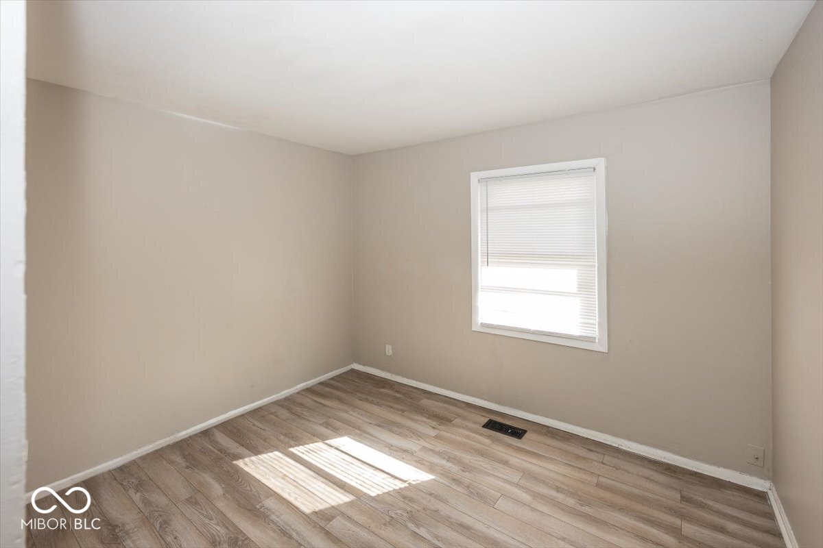 4008 Mitthoeffer Road Indianapolis, IN 46235 - Photo 14 of 18 Gallery Image 14