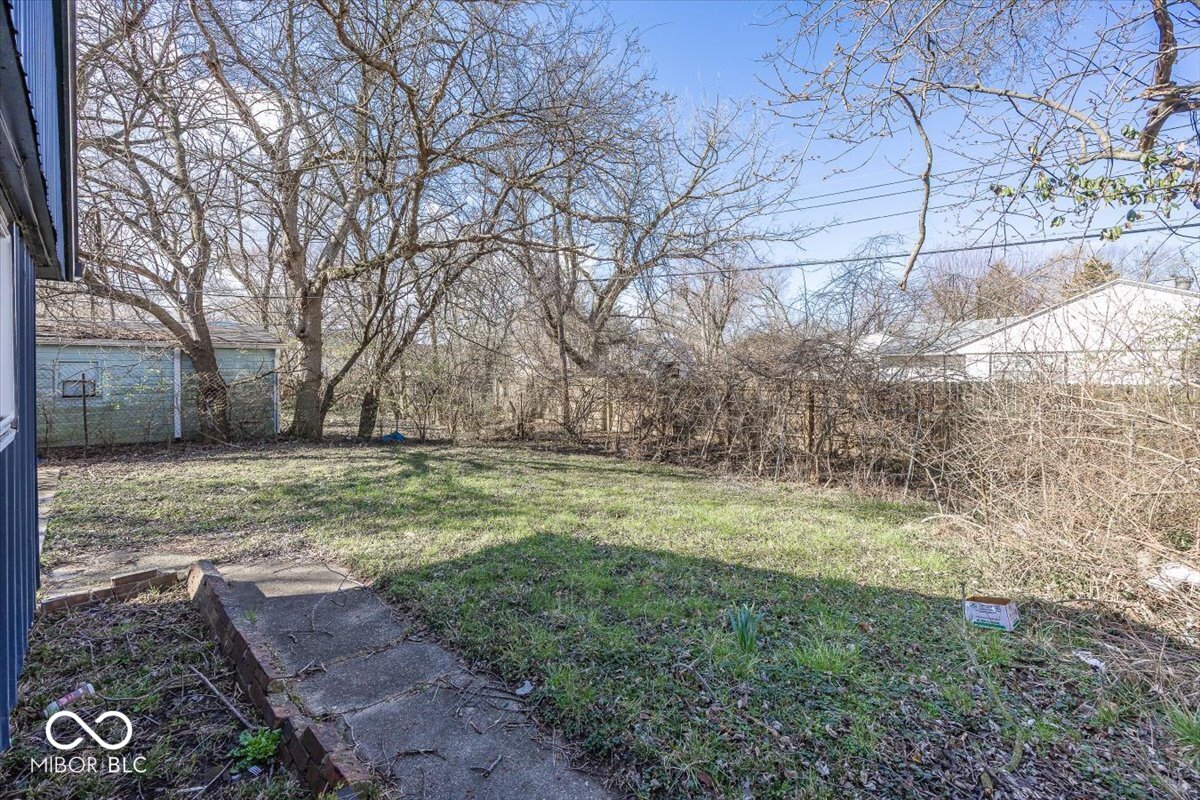 4008 Mitthoeffer Road Indianapolis, IN 46235 - Photo 17 of 18 Gallery Image 17