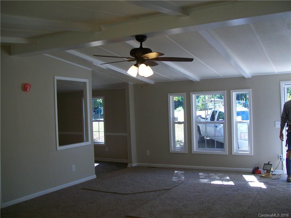 10500 Earnhardt Lake Road Davidson, NC 28036 - Photo 9 of 15 Gallery Image 9