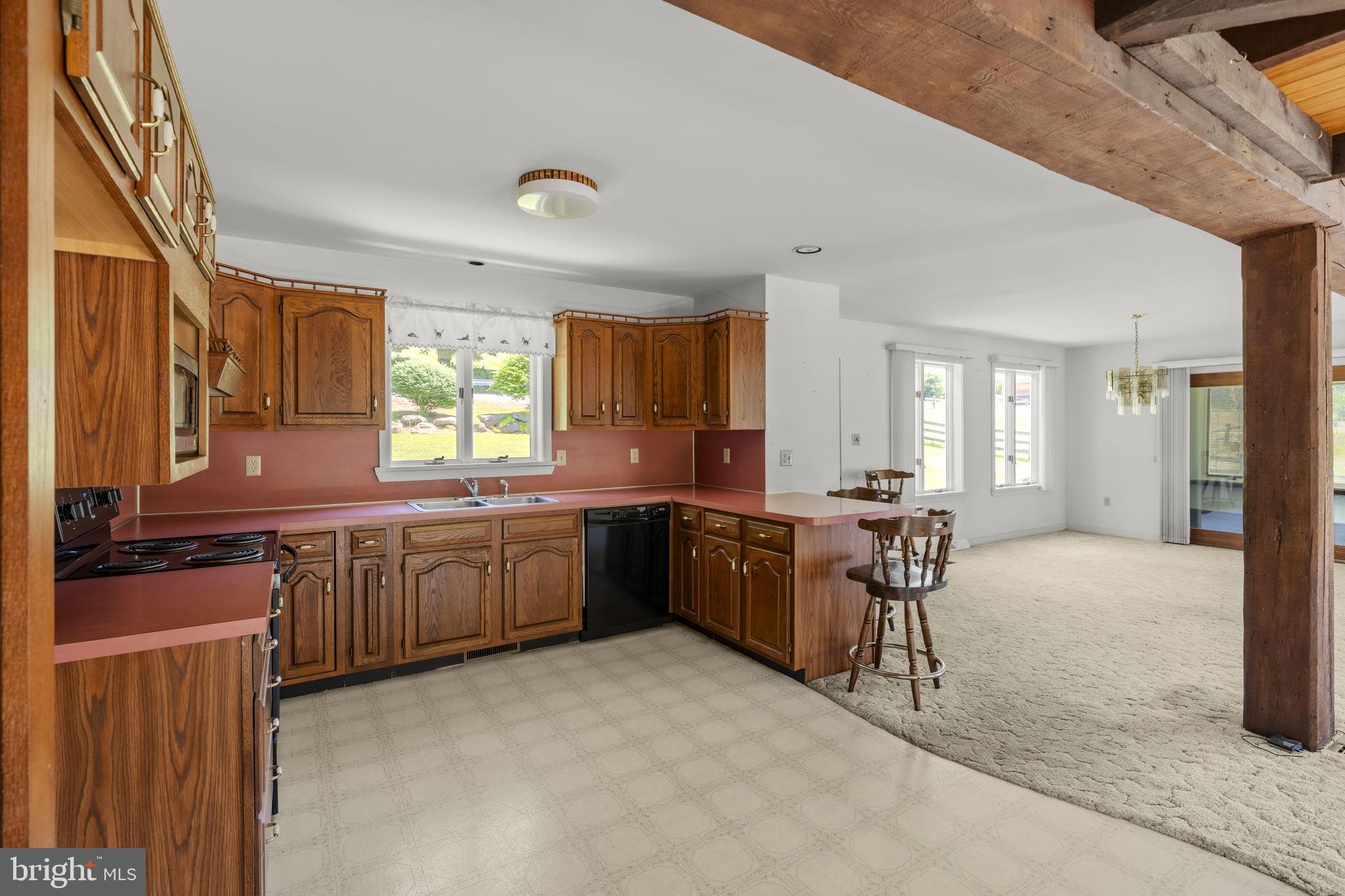 21 Speedwell Forge Road Lititz, PA 17543 - Photo 8 of 77