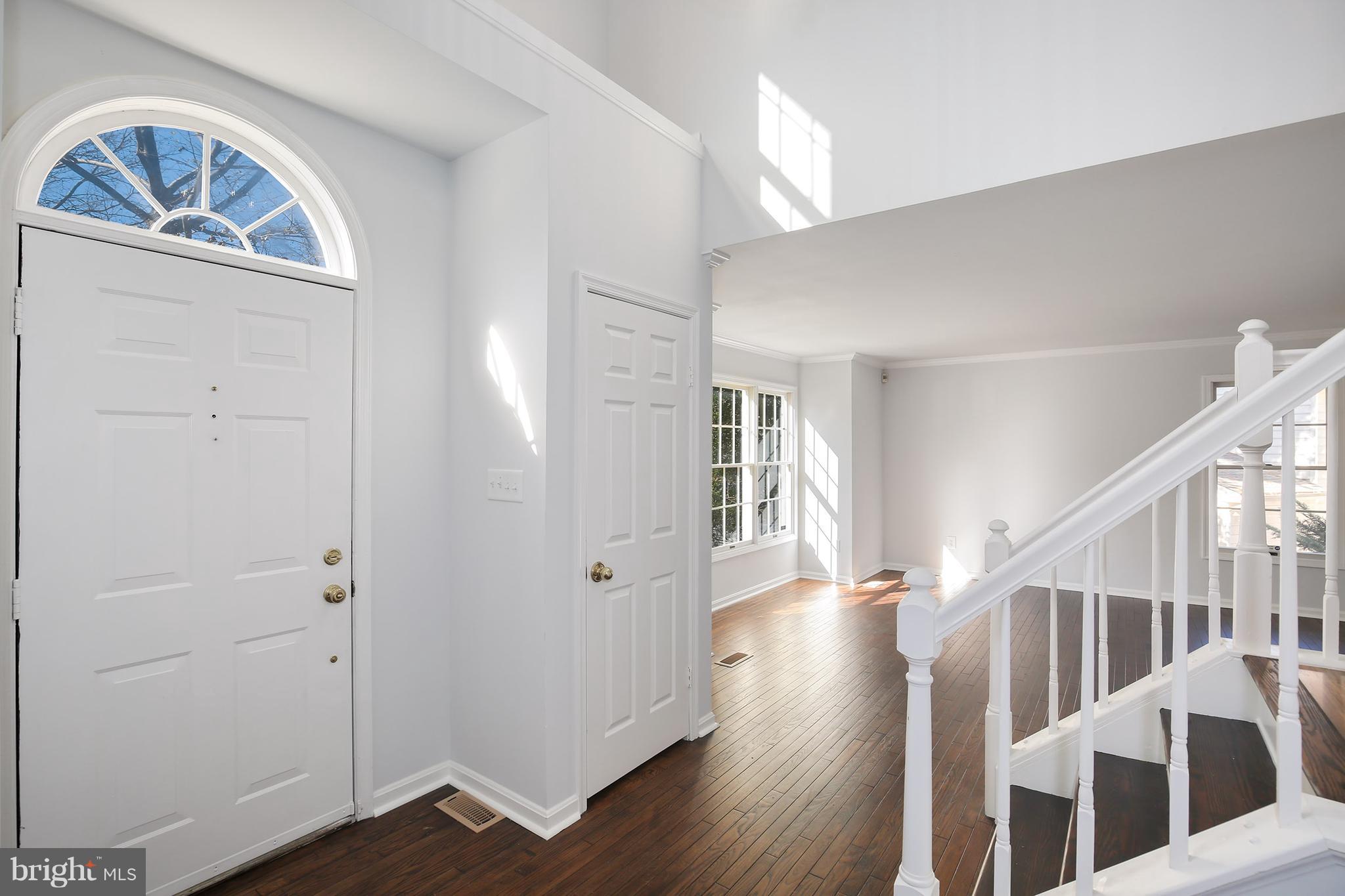 18845 Falling Star Road Germantown, MD 20874 - Photo 3 of 35 Gallery Image 3