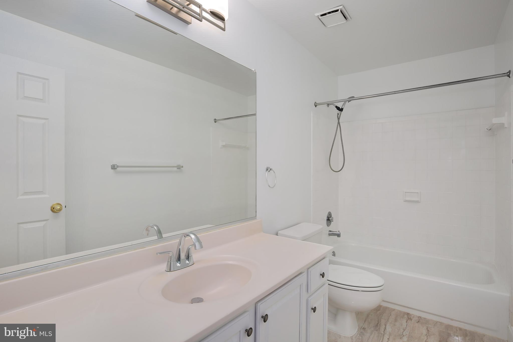 18845 Falling Star Road Germantown, MD 20874 - Photo 27 of 35 Gallery Image 27