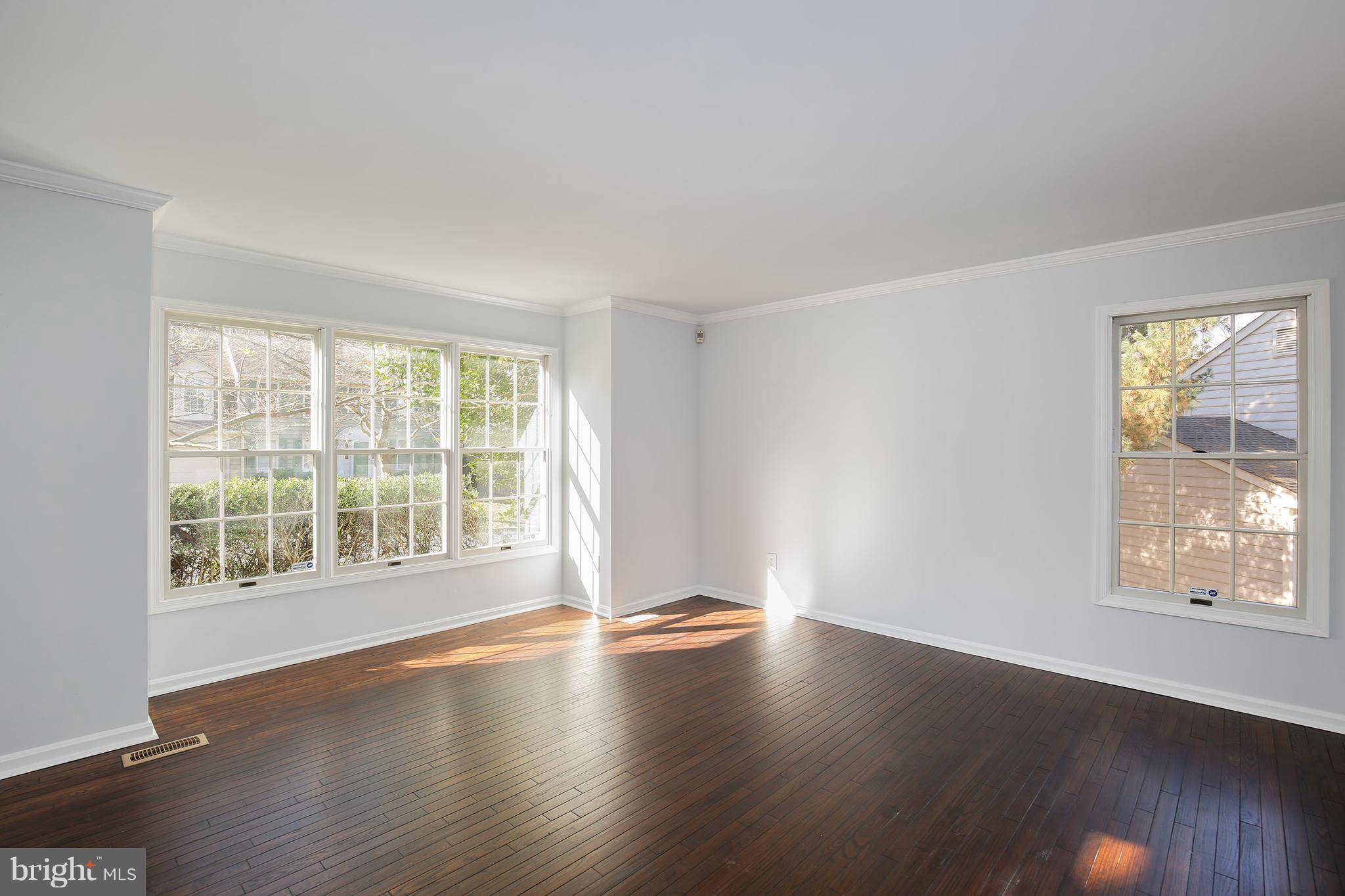 18845 Falling Star Road Germantown, MD 20874 - Photo 4 of 35 Gallery Image 4