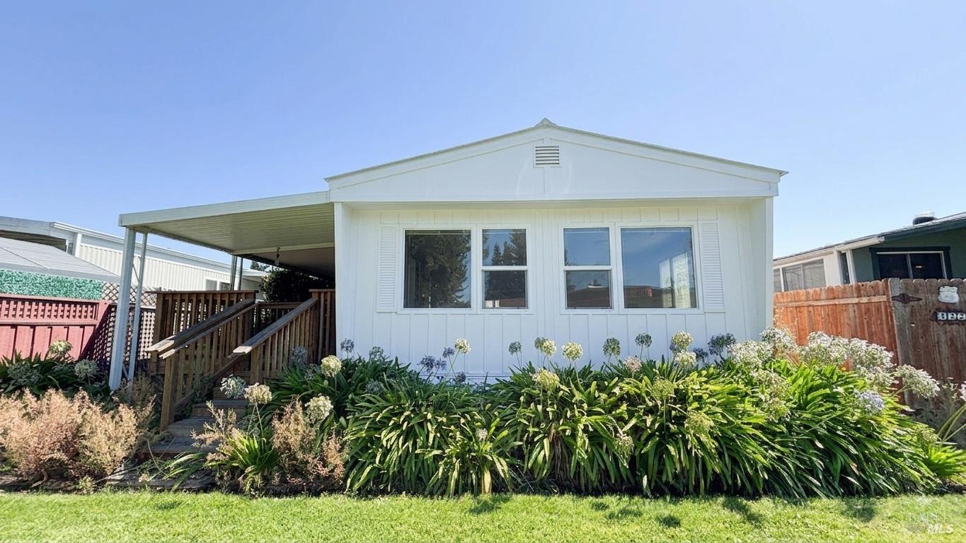 320 Rustic Lane Rohnert Park, CA 94928 - Photo 1 of 32 Gallery Image 1