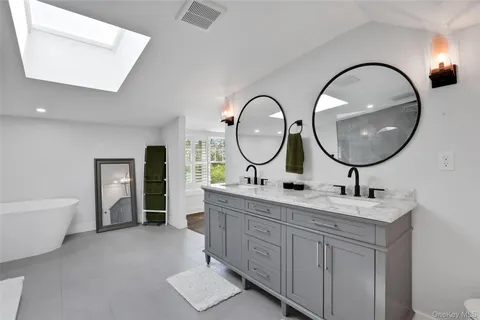 $635,000 | 2481 Bruynswick Road, Wallkill, NY 12589