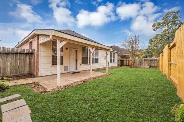 $319,900 | 951 Fife Drive, Conroe, TX 77301