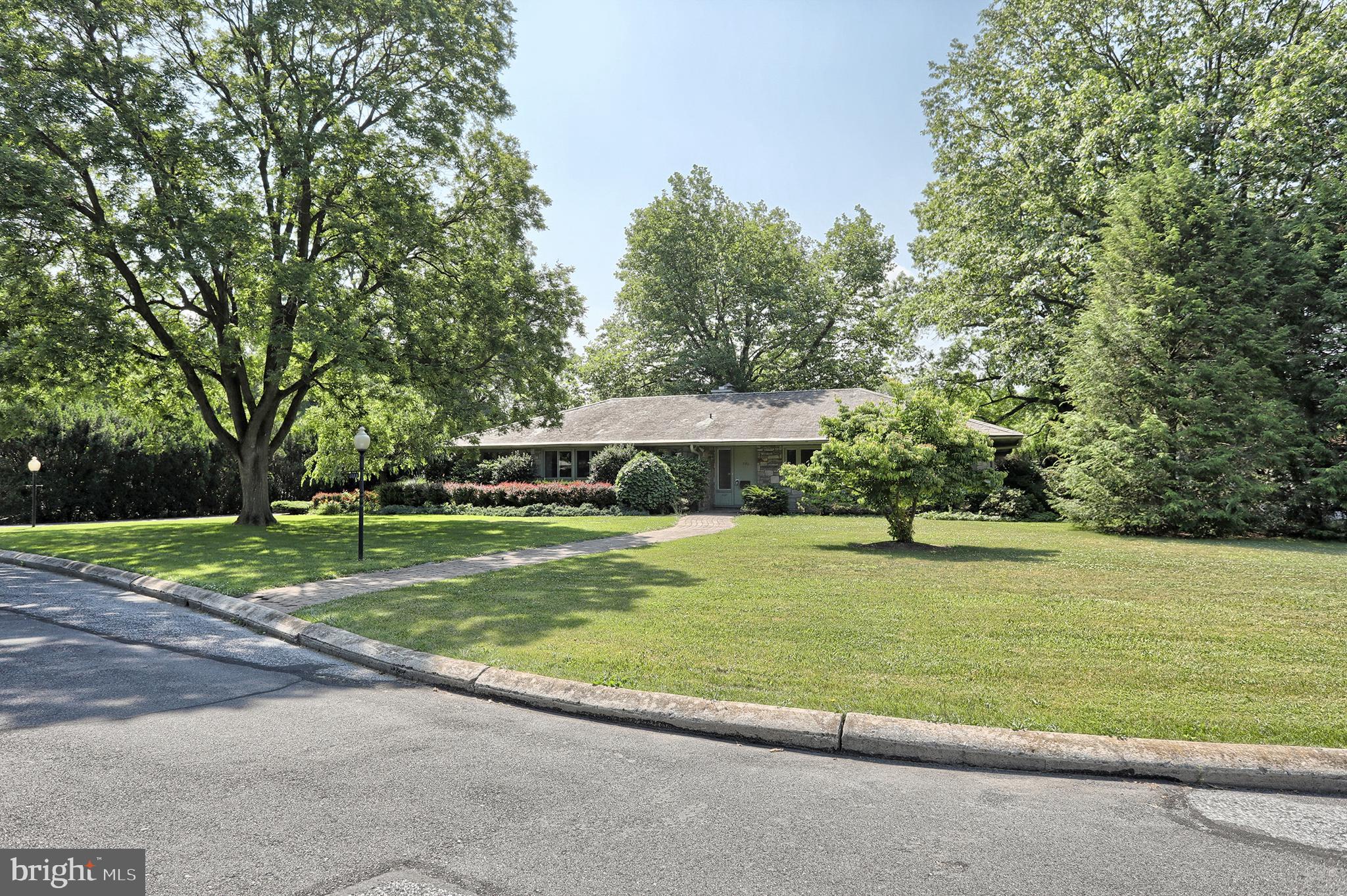 1552 Rita Lane Lebanon, PA 17042 - Photo 3 of 58 Gallery Image 3