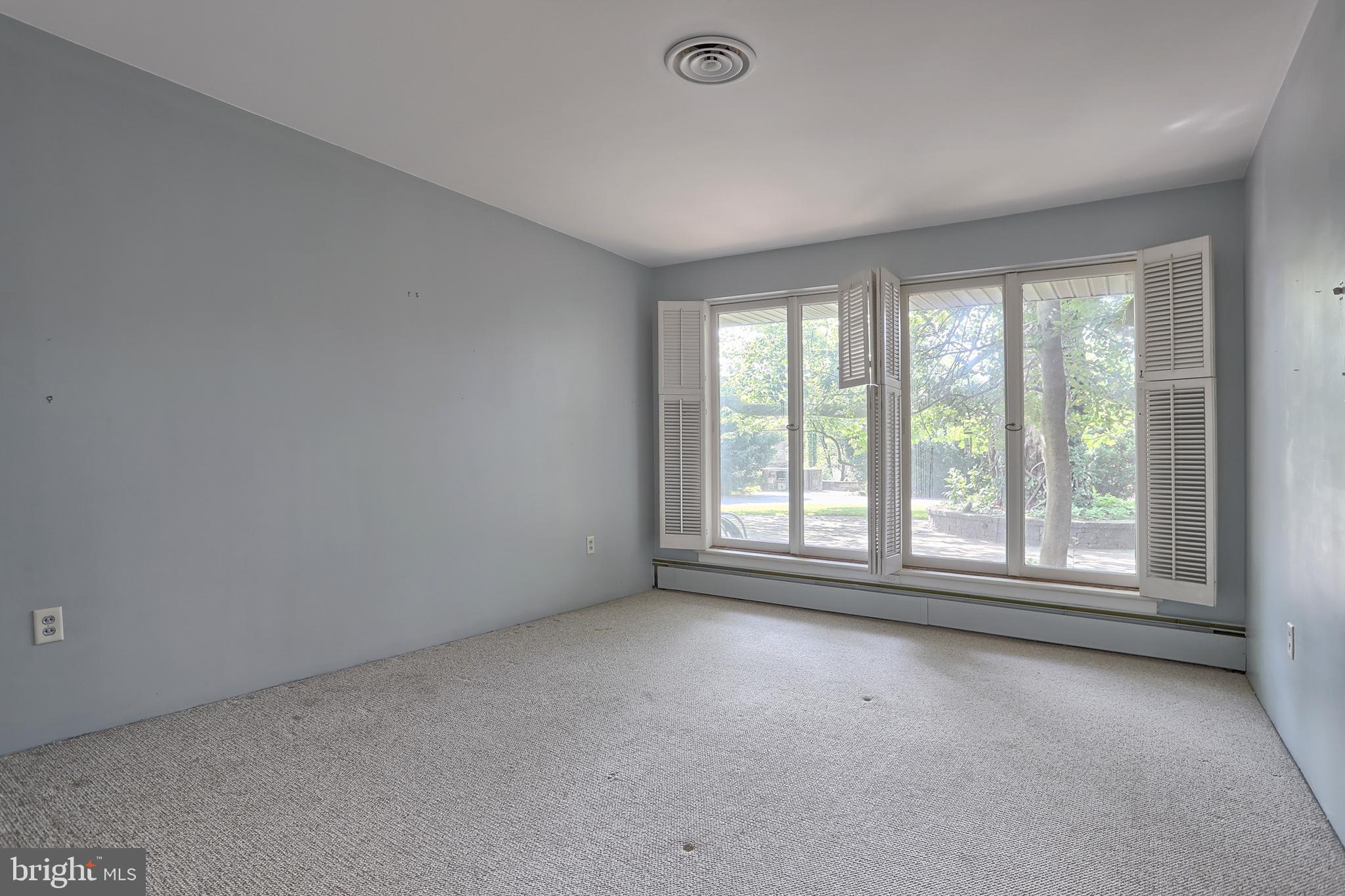 1552 Rita Lane Lebanon, PA 17042 - Photo 24 of 58 Gallery Image 24