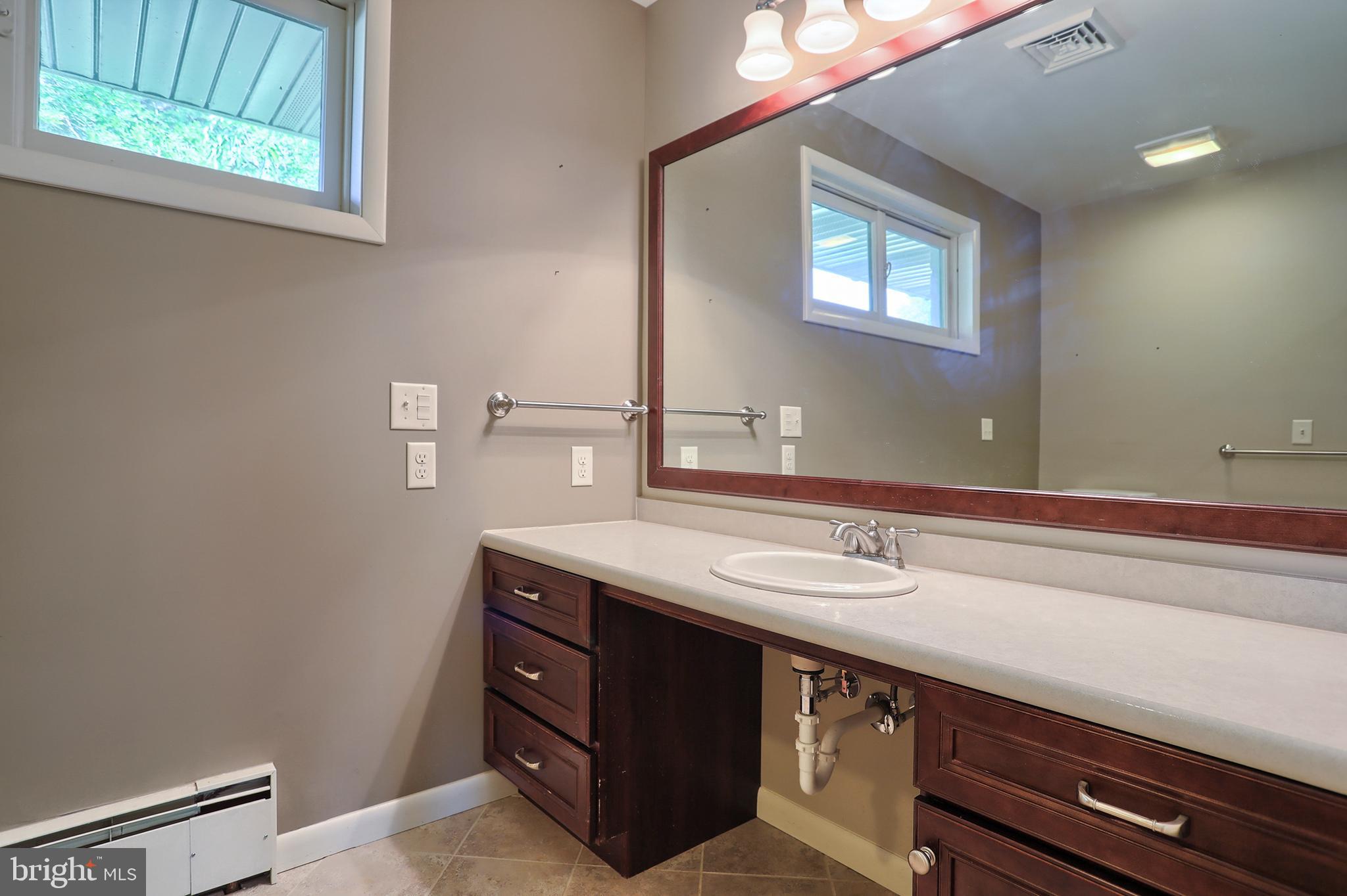 1552 Rita Lane Lebanon, PA 17042 - Photo 28 of 58 Gallery Image 28