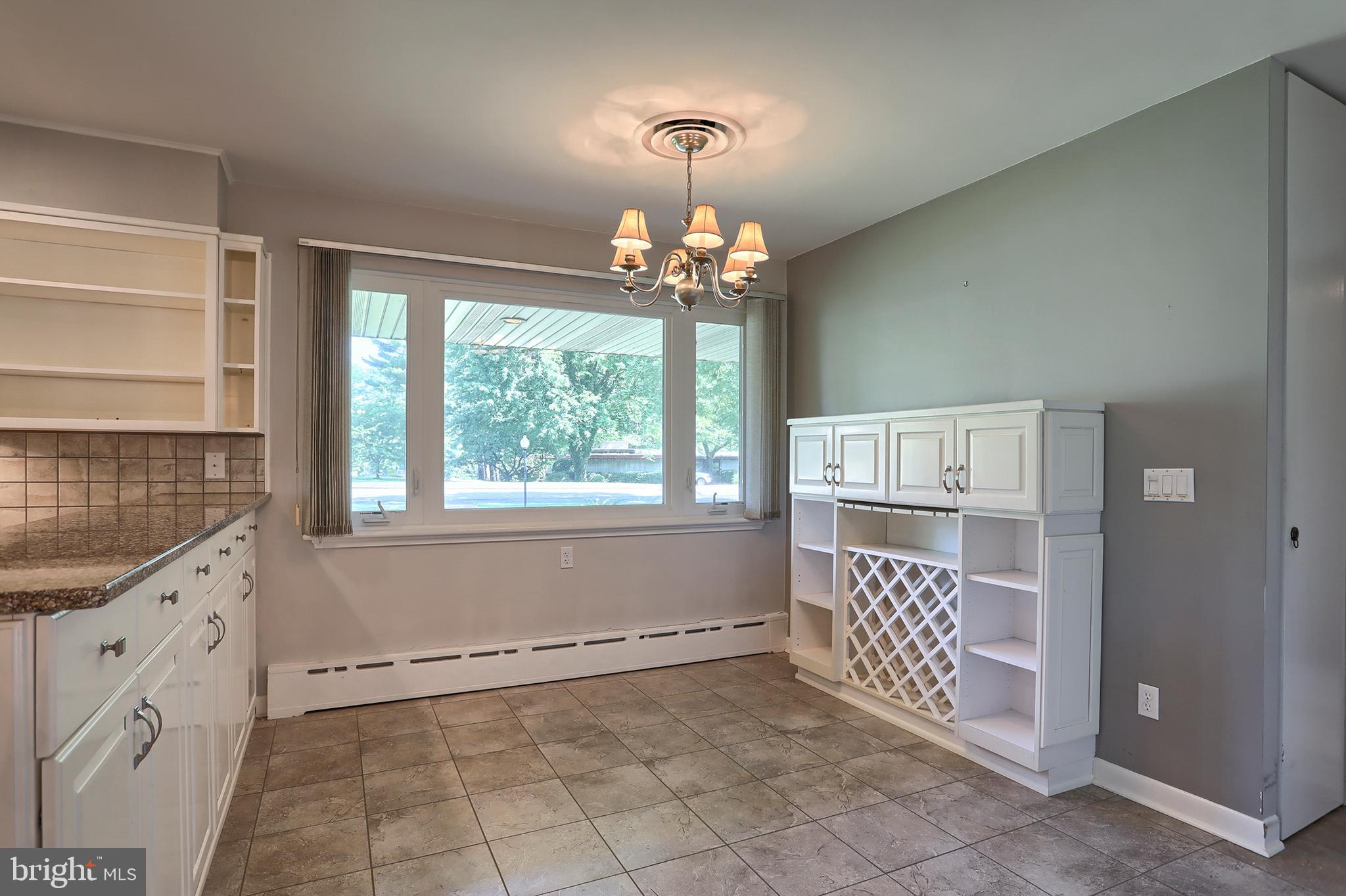 1552 Rita Lane Lebanon, PA 17042 - Photo 6 of 58 Gallery Image 6