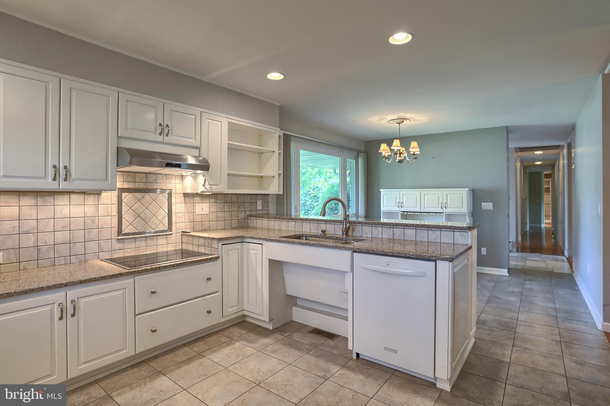 1552 Rita Lane Lebanon, PA 17042 - Photo 10 of 58 Gallery Image 10