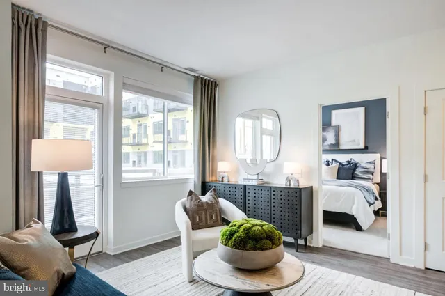 $3,185 | 501-31 North Christopher Columbus Boulevard, Unit 1537, Philadelphia, PA 19123