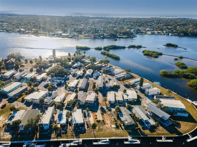 $90,000 | 800 Chesapeake Drive, Unit 12, Tarpon Springs, FL 34689