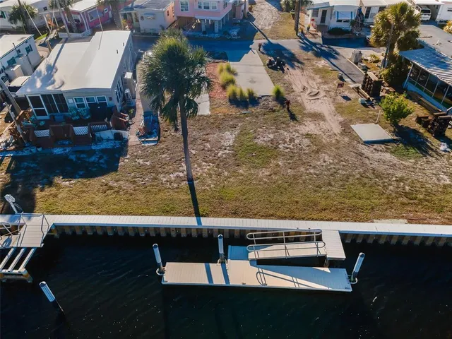 $90,000 | 800 Chesapeake Drive, Unit 12, Tarpon Springs, FL 34689