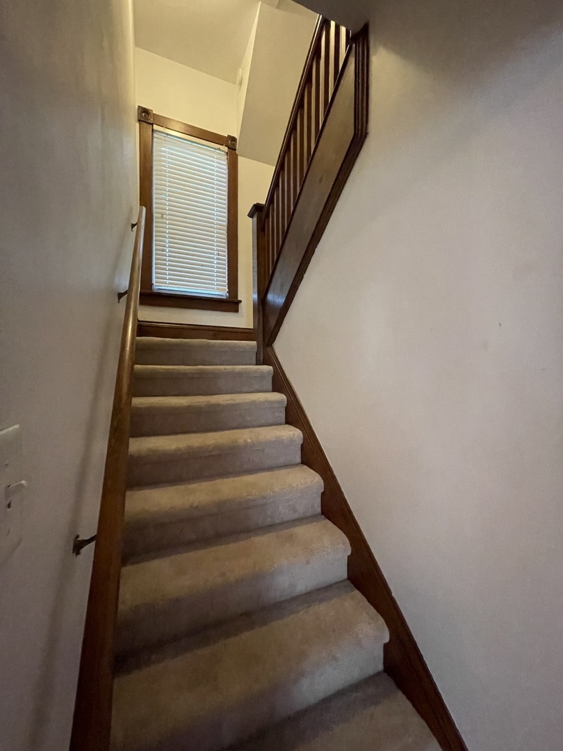 204 Locust Street Sublette, IL 61367 - Photo 10 of 17 a view of entryway
