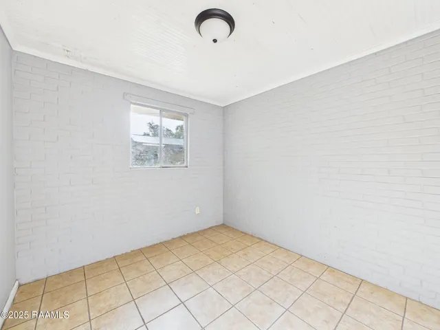 $525 | 704 13th Street, Lafayette, LA 70501