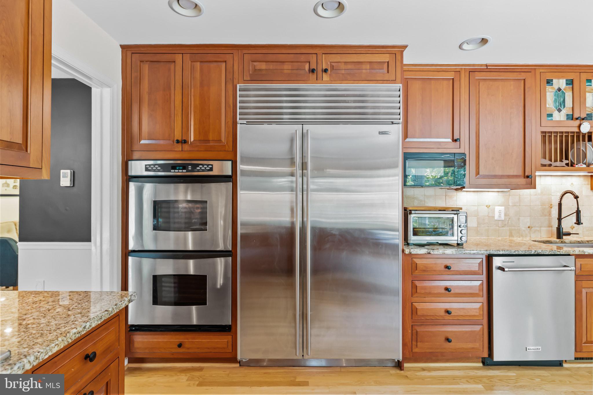 12007 Turf Lane Reston, VA 20191 - Photo 17 of 69
