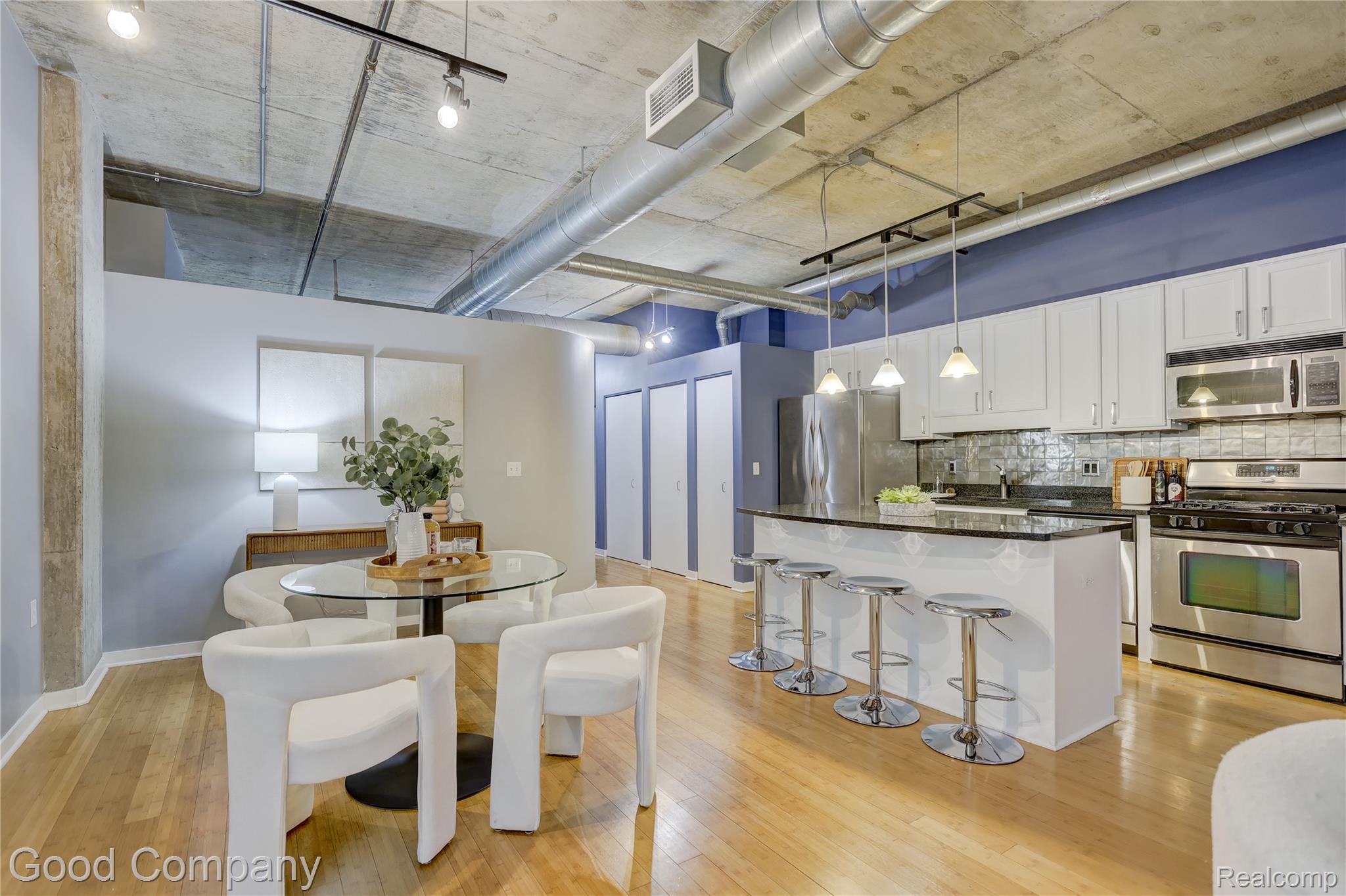 100 West Fifth Street, Unit 604 Royal Oak, MI 48067 - Photo 30 of 57 100 W. 5th St. #604-30.jpg