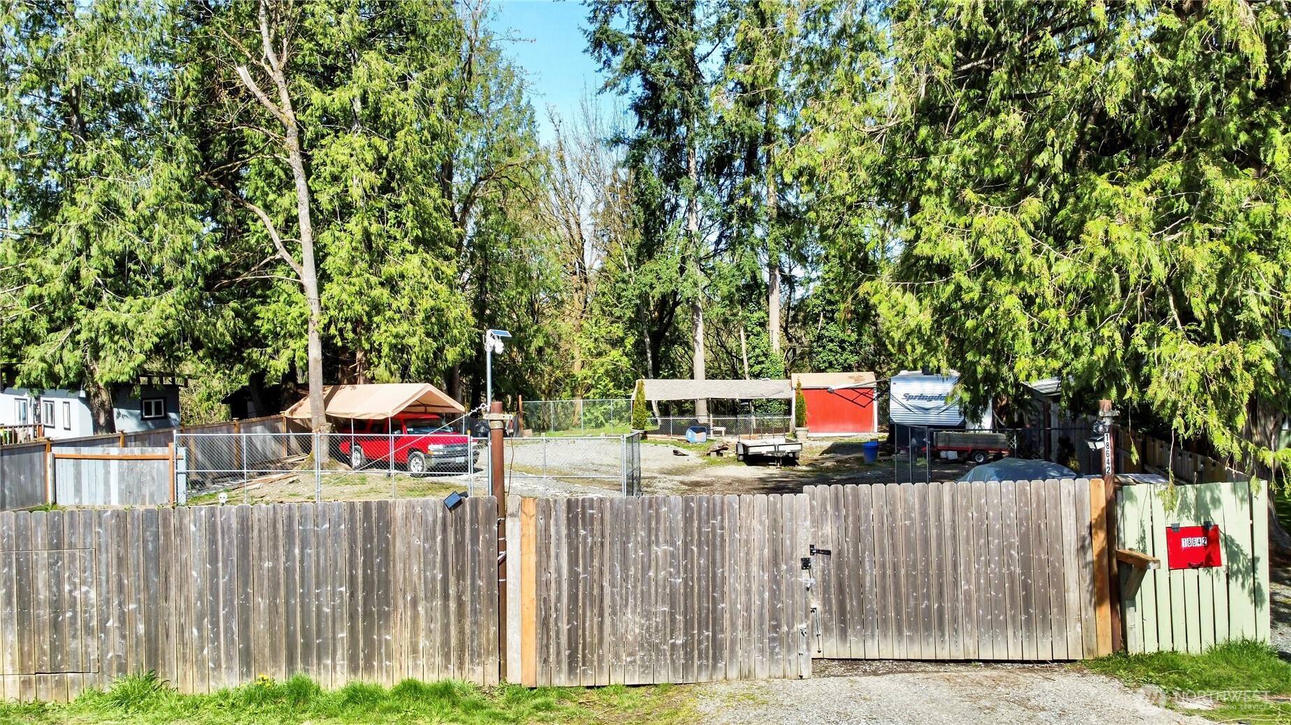 18642 Southeast 162nd Street Renton, WA 98058 - Photo 1 of 25 Gallery Image 1