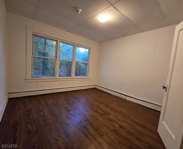 $999,900 | 54 Stuyvesant Avenue, Lyndhurst, NJ 07071