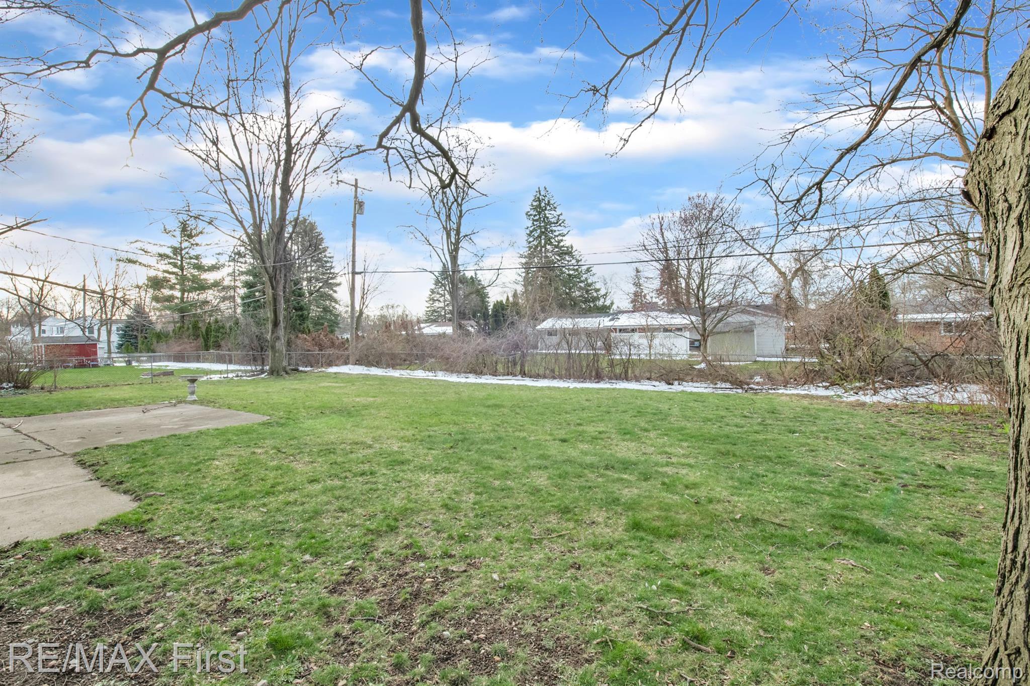 40965 West 10 Mile Road Novi, MI 48375 - Photo 3 of 22 Gallery Image 3