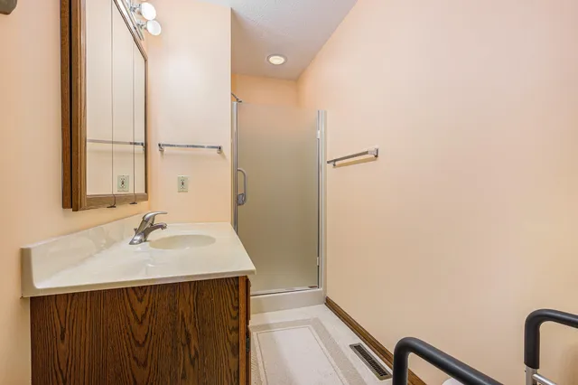 $179,900 | 4886 Weston Avenue, Kalamazoo, MI 49006