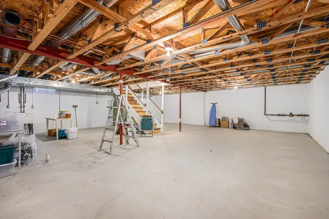 $179,900 | 4886 Weston Avenue, Kalamazoo, MI 49006