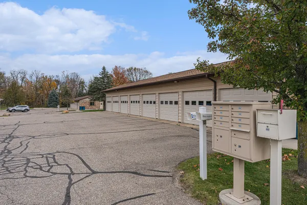 $174,900 | 4886 Weston Avenue, Kalamazoo, MI 49006