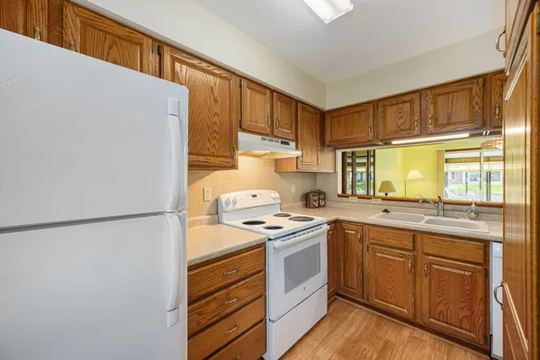 $174,900 | 4886 Weston Avenue, Kalamazoo, MI 49006
