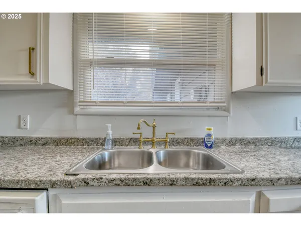 $270,000 | 20 Northeast Nelson Drive, Pendleton, OR 97801