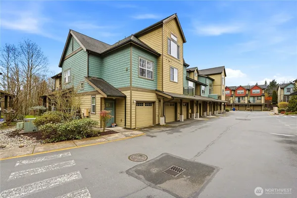 $525,000 | 19102 20th Drive Southeast, Unit B102, Bothell, WA 98012