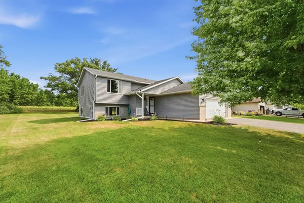 $319,900 | 1106 9th Street Northeast, Milaca, MN 56353