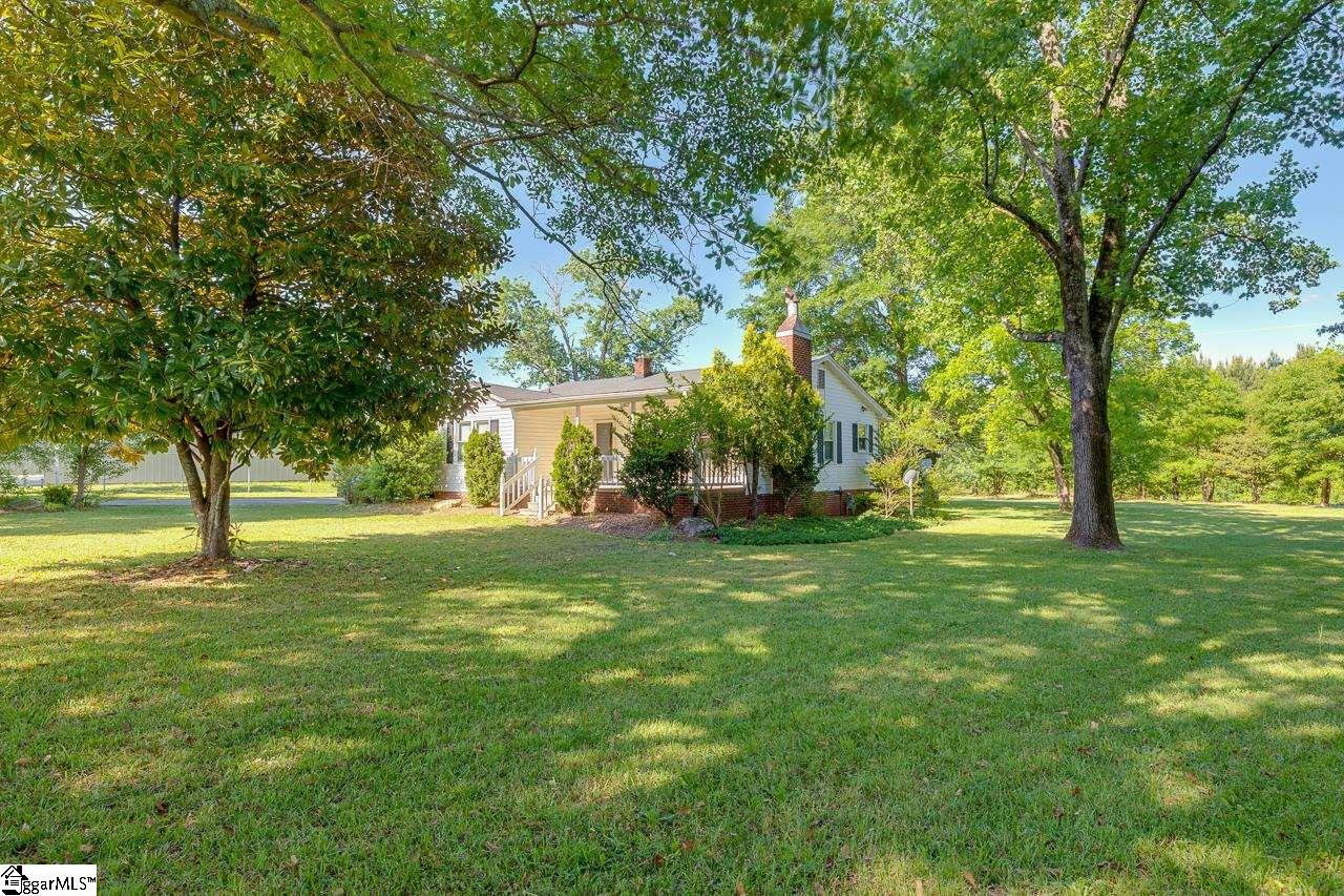 540 Victor Hill Road Greer, SC 29651 - Photo 3 of 24