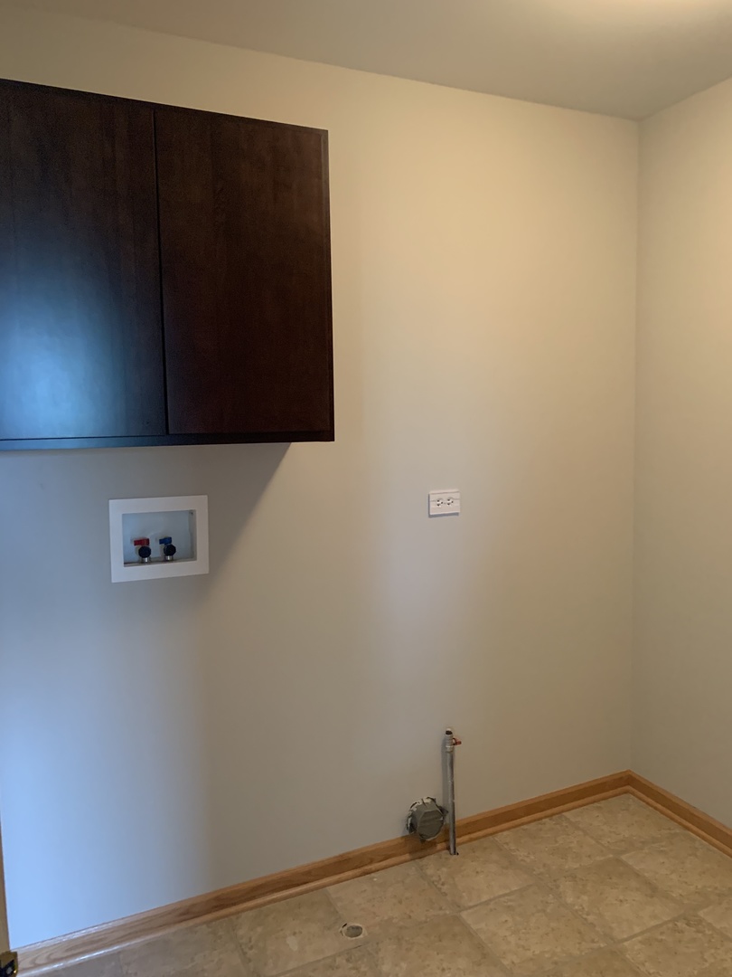 582 North Fox Trail Round Lake, IL 60073 - Photo 7 of 13