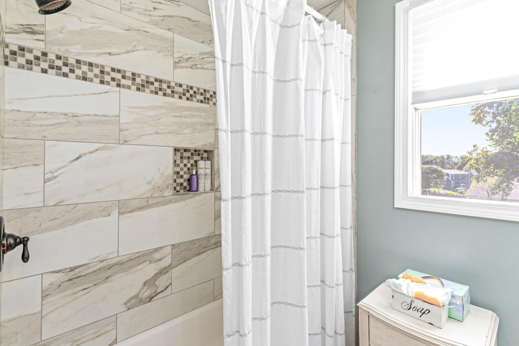 210 Summit Street Portland, ME 04103 - Photo 26 of 40 DSC00350