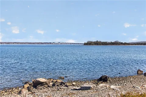 $2,495,000 | 110 Seaview Avenue, North Kingstown, RI 02852