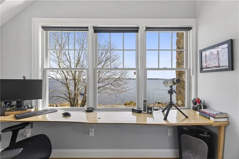 $2,495,000 | 110 Seaview Avenue, North Kingstown, RI 02852