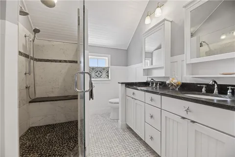 $2,495,000 | 110 Seaview Avenue, North Kingstown, RI 02852