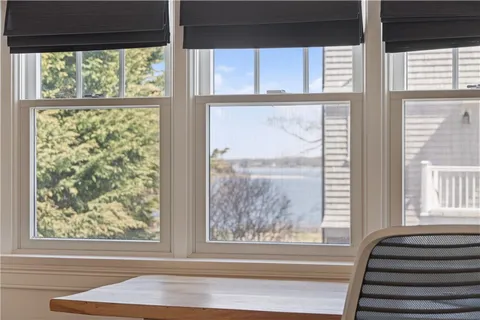 $2,495,000 | 110 Seaview Avenue, North Kingstown, RI 02852