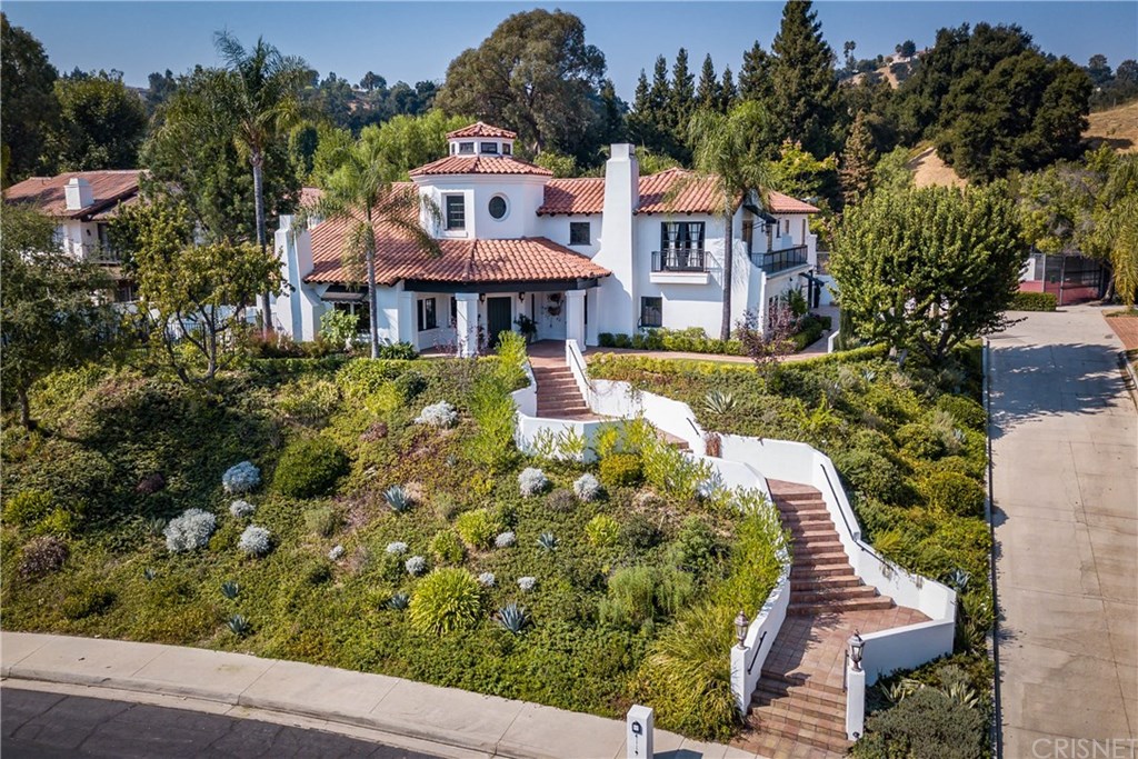 4119 Vicasa Drive Calabasas, CA 91302 - Photo 1 of 42