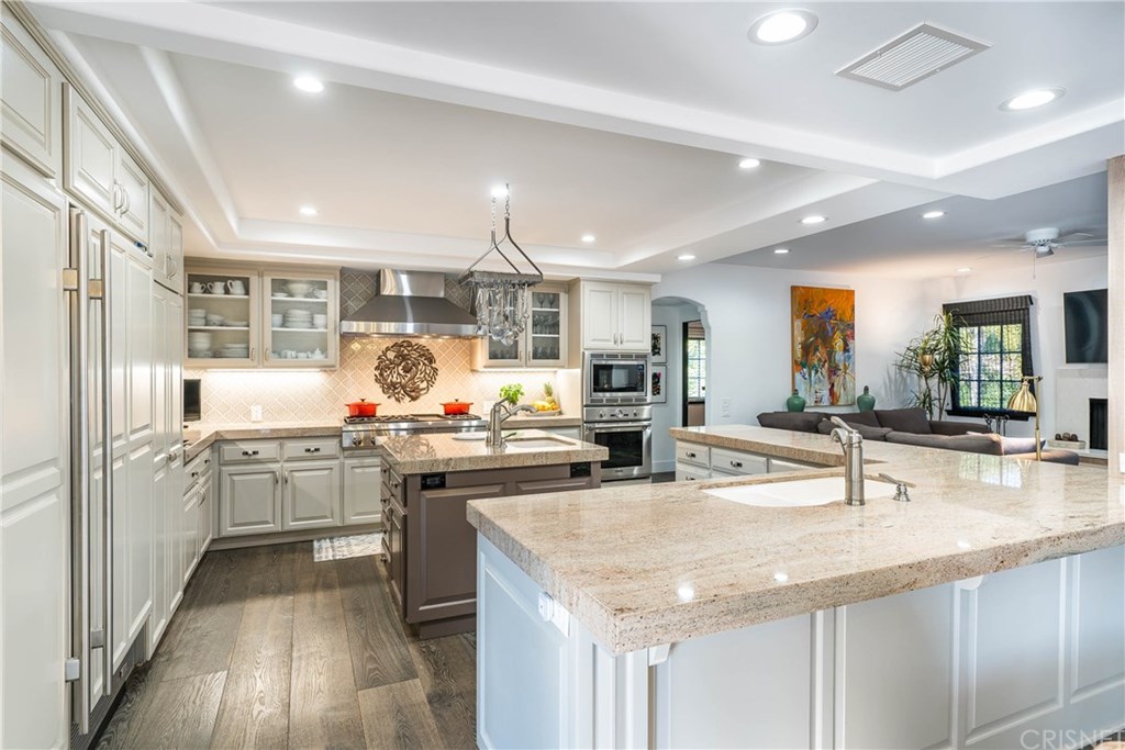 4119 Vicasa Drive Calabasas, CA 91302 - Photo 13 of 42