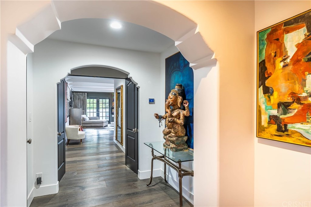 4119 Vicasa Drive Calabasas, CA 91302 - Photo 28 of 42