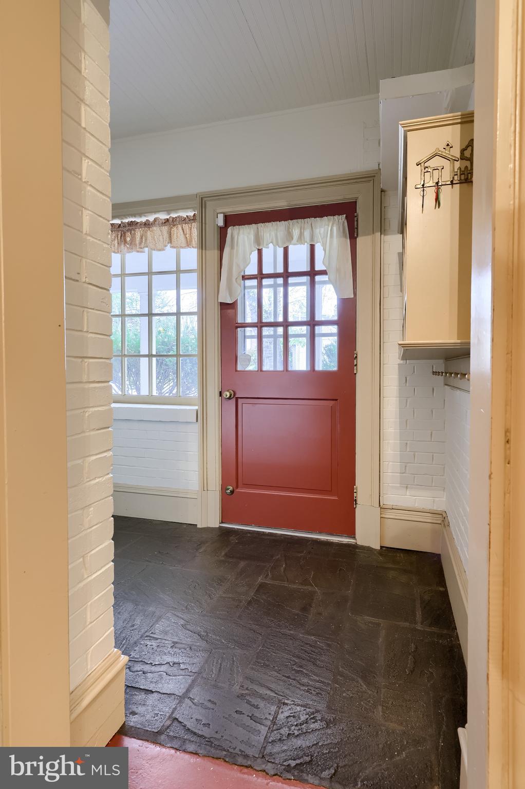 226 East Caracas Avenue Hershey, PA 17033 - Photo 29 of 67 a view of an empty room with a window
